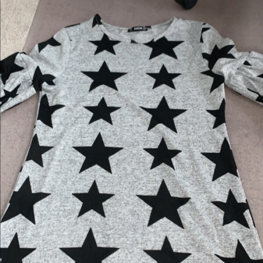 shein grey sweater dress with black stars!!